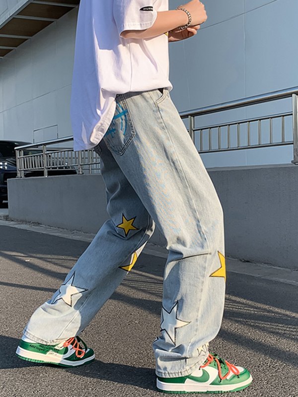 Jeans sueltos con estampado de estrellas y parches para hombre-1